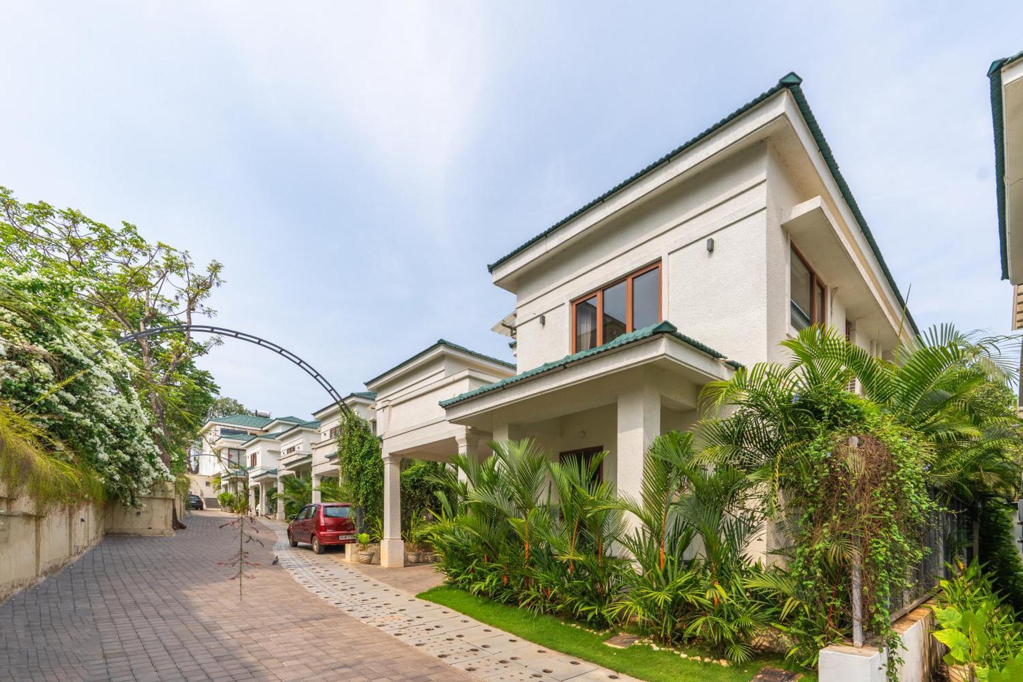 Elivaas 3 Bhk Pvt Pool & Bar - Villa Valerie Oxel Dış mekan fotoğraf