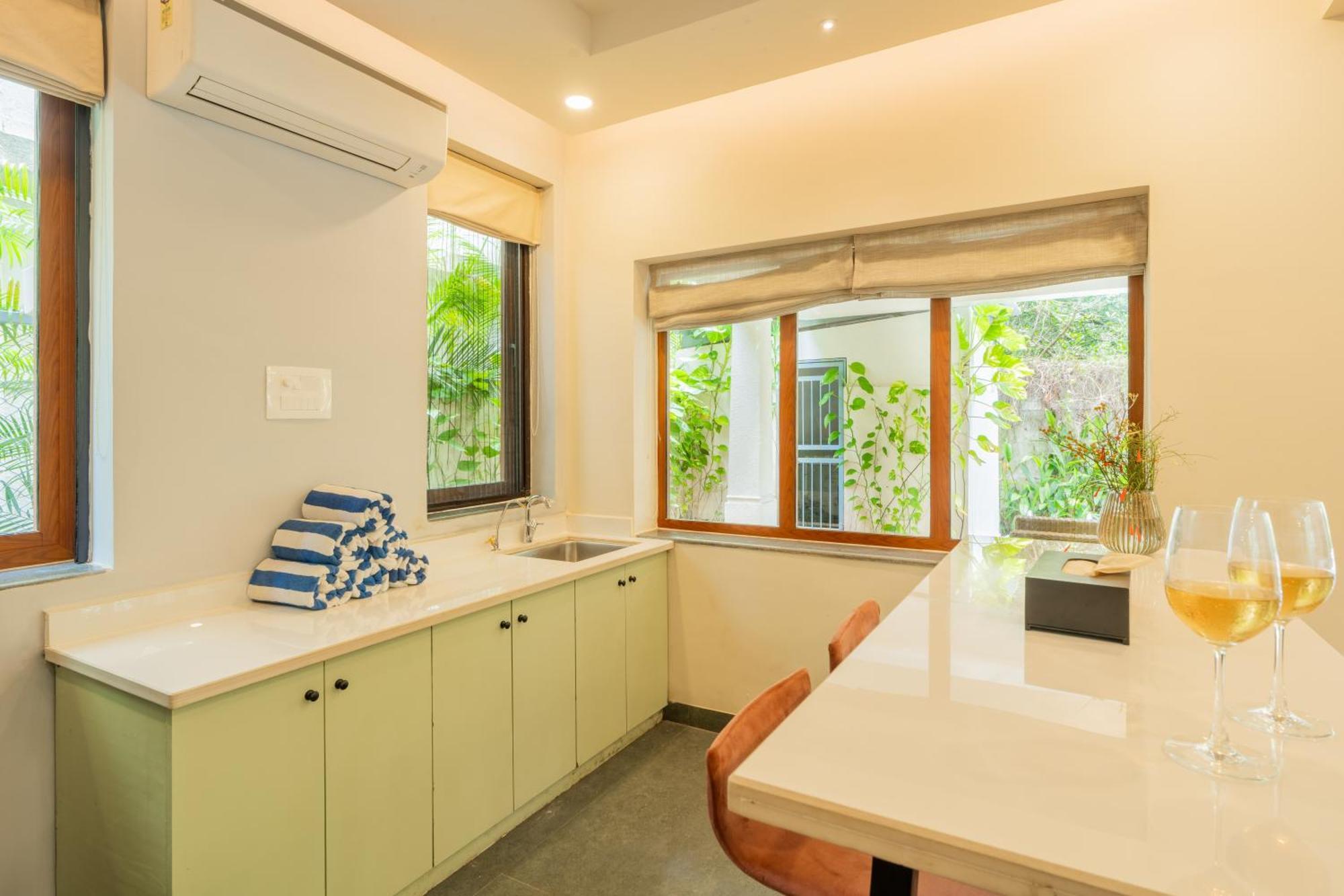 Elivaas 3 Bhk Pvt Pool & Bar - Villa Valerie Oxel Dış mekan fotoğraf